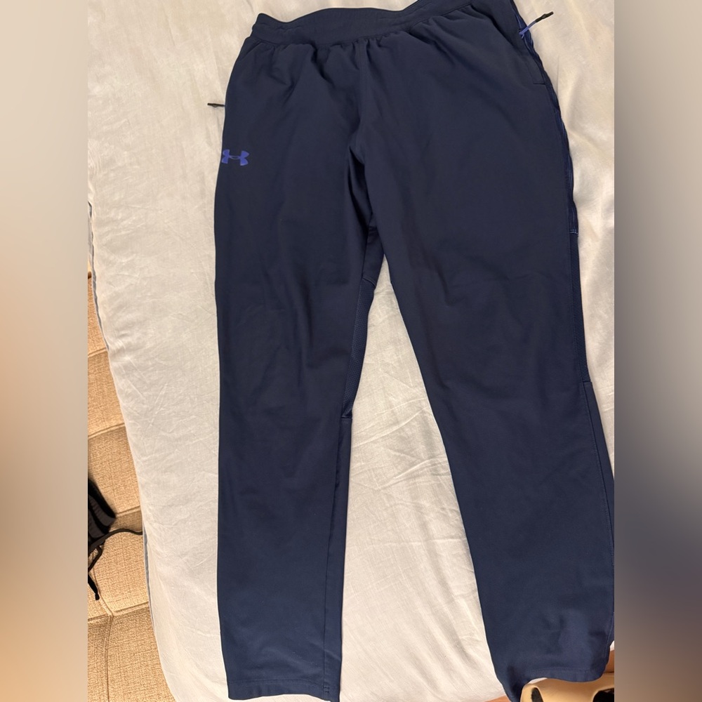 Under Armour Men's Navy Blue Pants